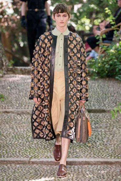 Look 55